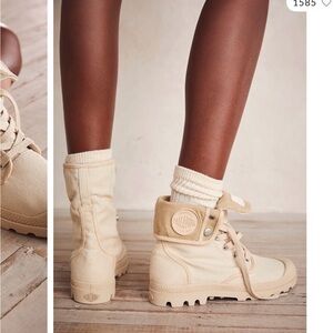 Palladium Classic Pampa Saggy Boots, 8, NWT